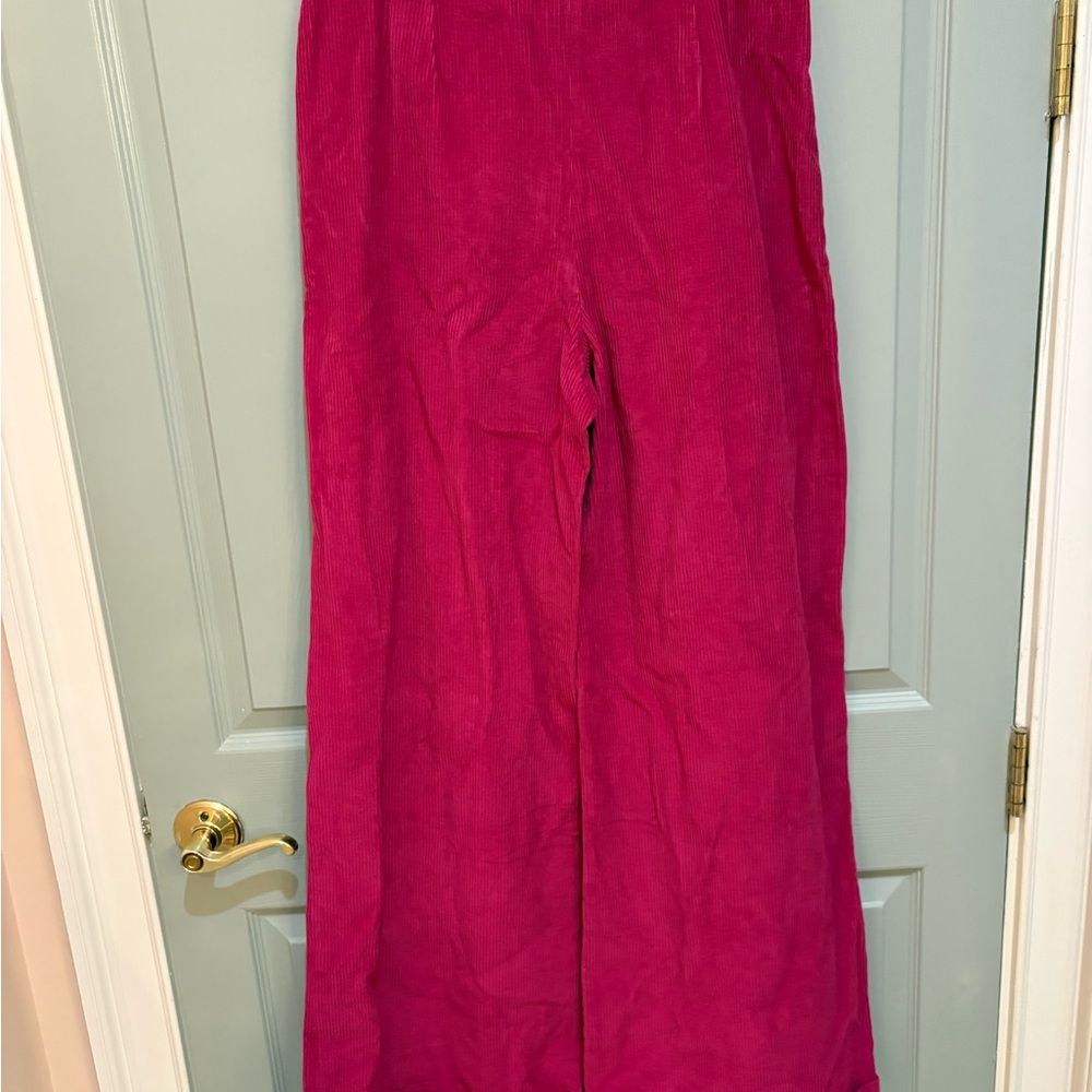 High-Rise Wide-Leg Corduroy Pants in Fuchsia - Picture 3 of 4